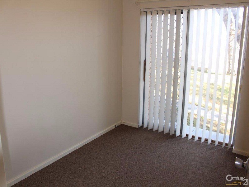 1/110 Safety Bay Road, Shoalwater WA 6169