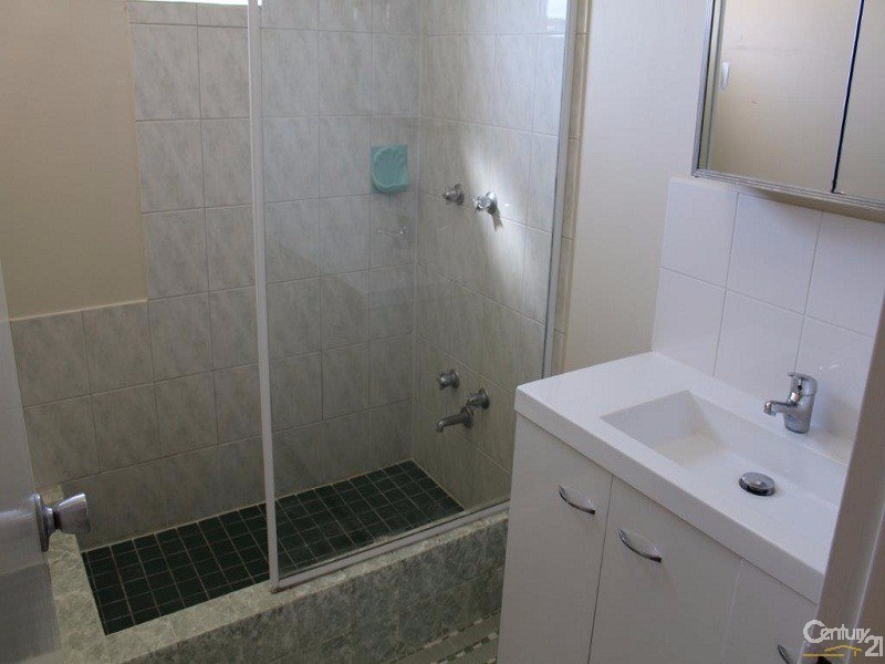 1/110 Safety Bay Road, Shoalwater WA 6169