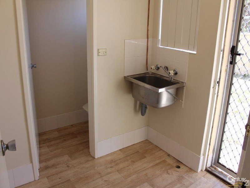 1/110 Safety Bay Road, Shoalwater WA 6169