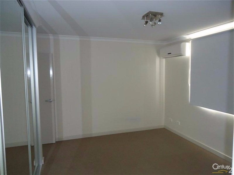 3/137 Kent Street, Rockingham WA 6168