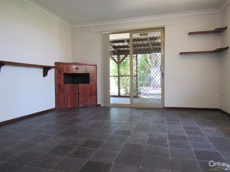 15 Millgrove Avenue, Cooloongup WA 6168