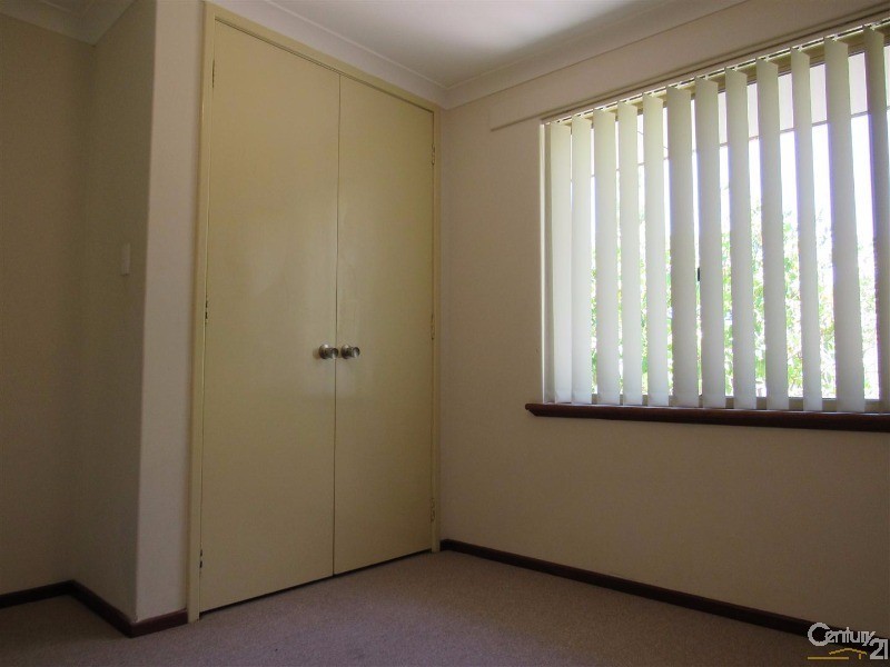 15 Millgrove Avenue, Cooloongup WA 6168