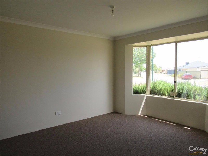 48B Toledo Circuit, Port Kennedy WA 6172
