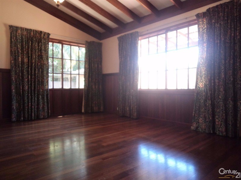 551 Safety Bay Road, Waikiki WA 6169