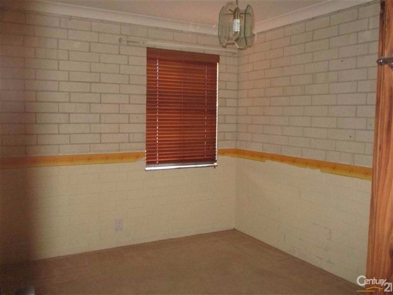 24/13 Merope Close, Rockingham WA 6168