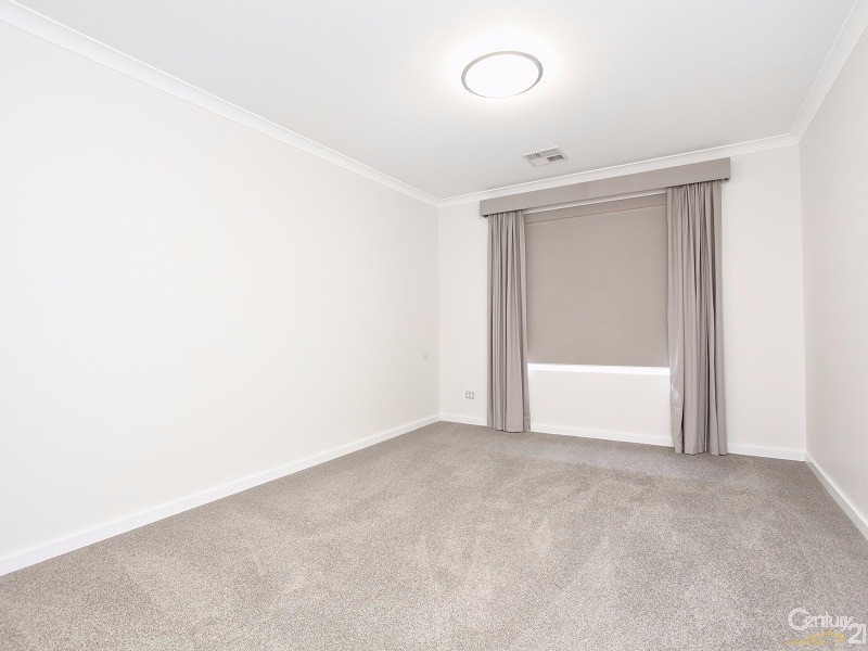 71 Argonaut Avenue, Waikiki WA 6169