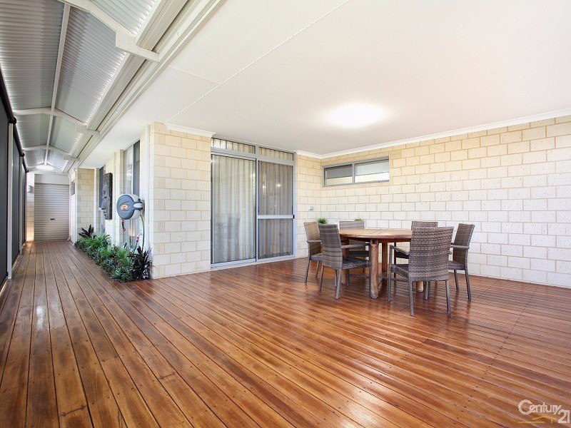 71 Argonaut Avenue, Waikiki WA 6169