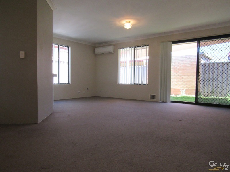 Unit 11/26-30 Bolsabay Drive, Waikiki WA 6169