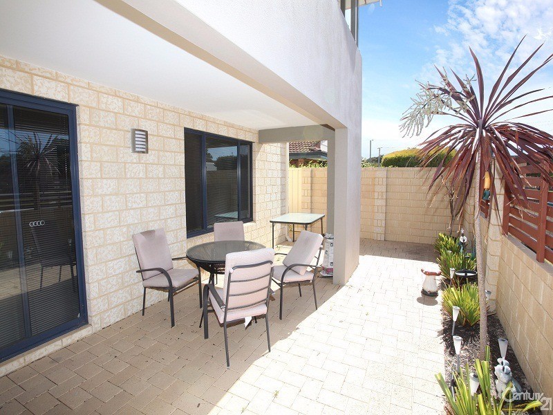 6/29 Seaforth Road, Shoalwater WA 6169