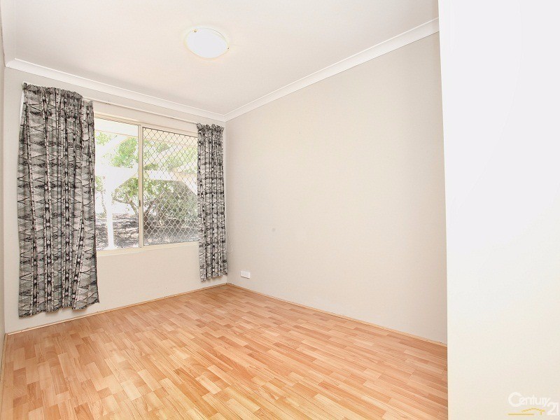 4 Cardinal Gardens, Warnbro WA 6169