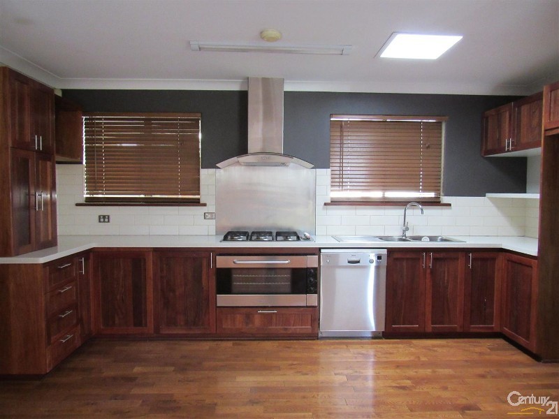 45 Brixham Way, Warnbro WA 6169