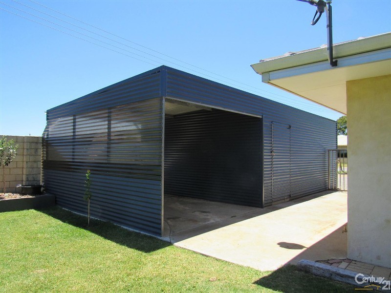 45 Brixham Way, Warnbro WA 6169