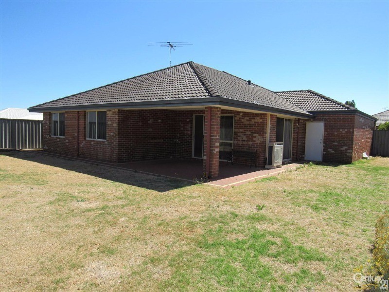 69 Aldersyde Meander, Baldivis WA 6171