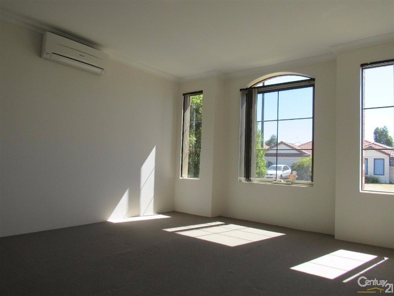 69 Aldersyde Meander, Baldivis WA 6171