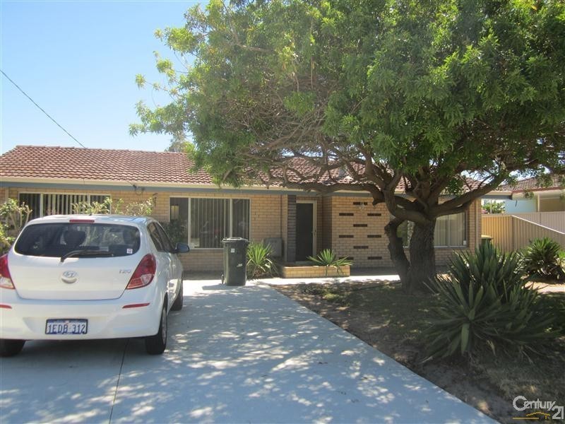 30 Wavelea Street, Safety Bay WA 6169