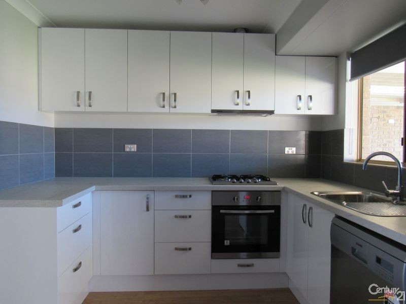 19 Lakemba Way, Waikiki WA 6169