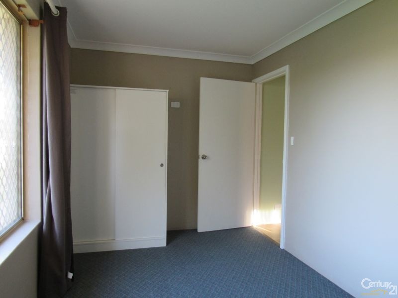 19 Lakemba Way, Waikiki WA 6169