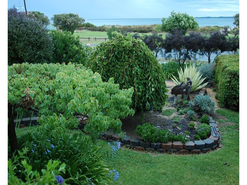 183 Rockingham Beach Road, Rockingham WA 6168