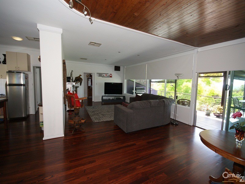 183 Rockingham Beach Road, Rockingham WA 6168