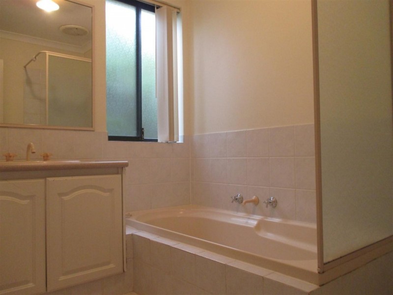 9 Fontenay Court, Port Kennedy WA 6172