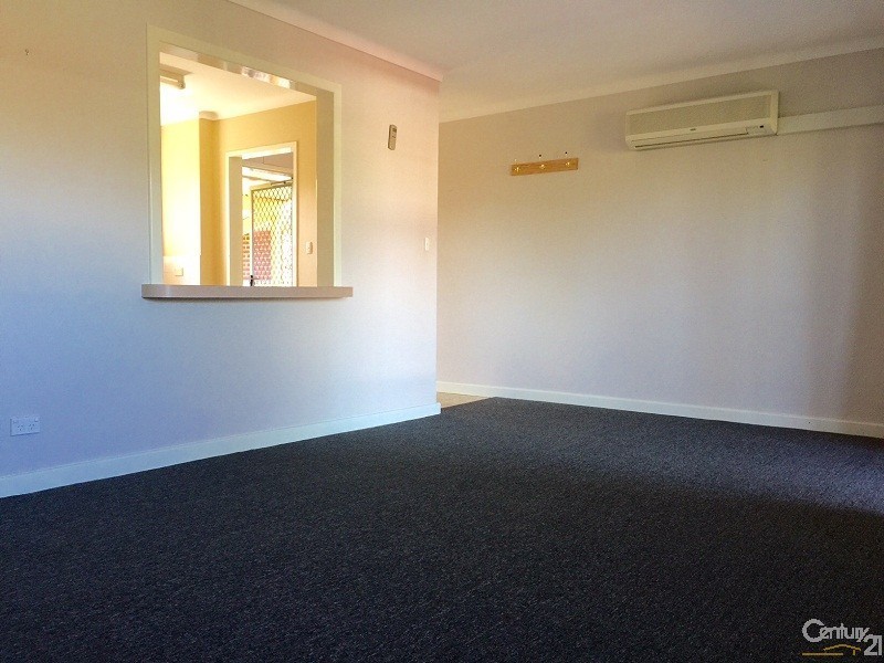 13/14 Canham Way, Orelia WA 6167