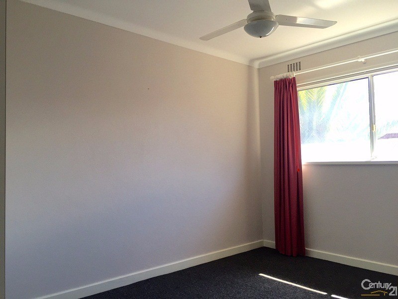 13/14 Canham Way, Orelia WA 6167