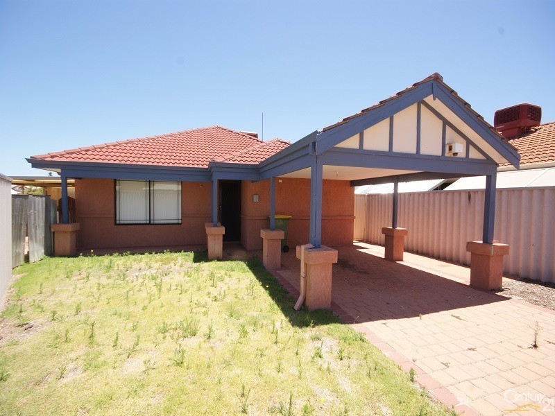 13 Redfin Close, Warnbro WA 6169