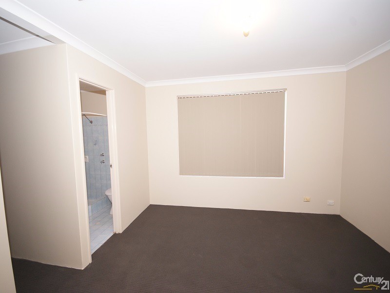 13 Redfin Close, Warnbro WA 6169