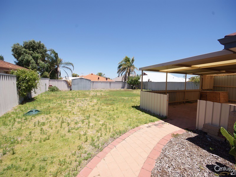 13 Redfin Close, Warnbro WA 6169