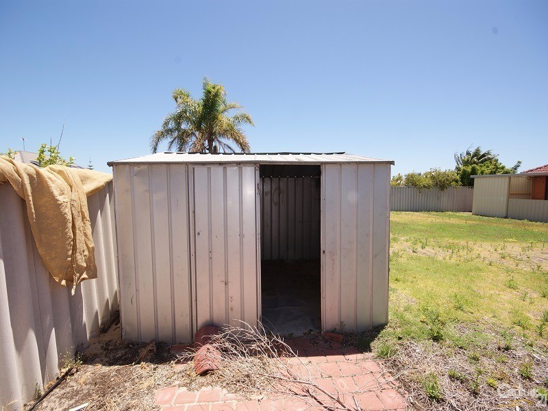 13 Redfin Close, Warnbro WA 6169