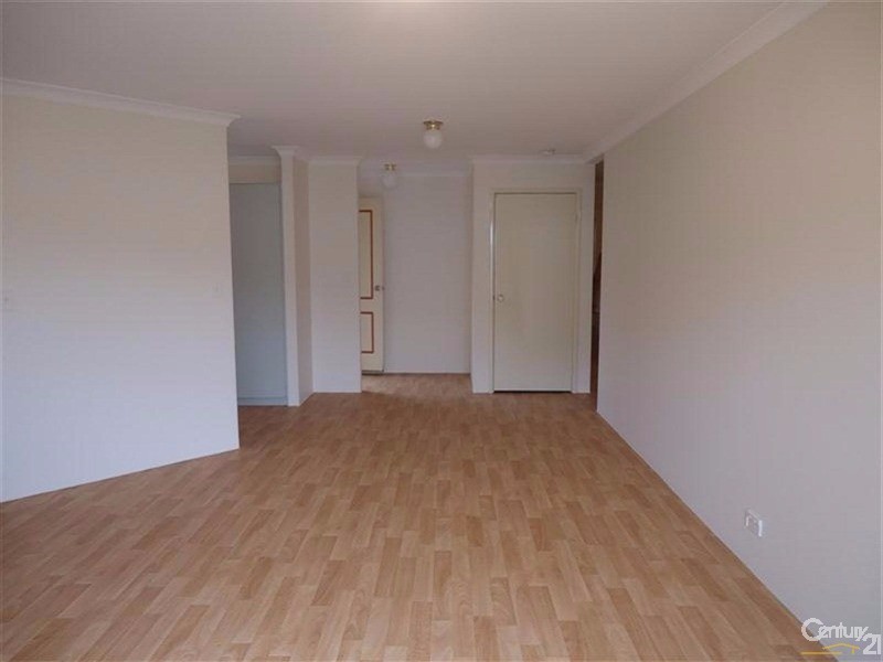 3/6 Dowling Street, Rockingham WA 6168