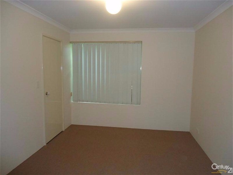 3/6 Dowling Street, Rockingham WA 6168