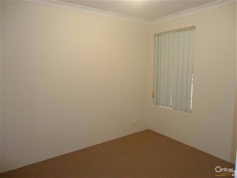 3/6 Dowling Street, Rockingham WA 6168