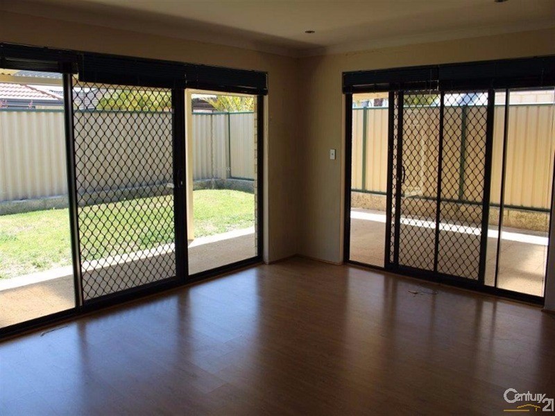 7 Wittecarra Crescent, Port Kennedy WA 6172