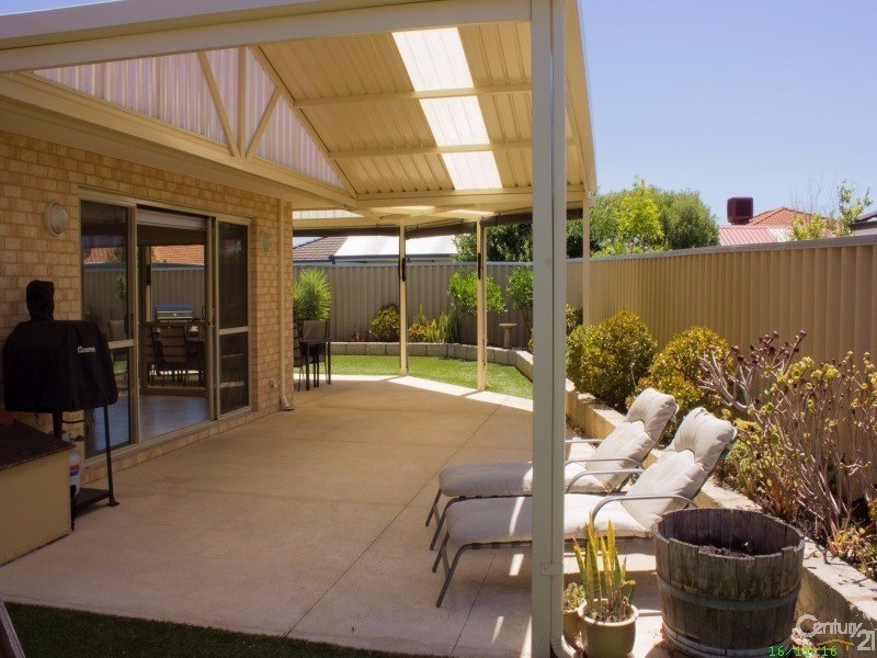 10 Montmartre Green, Port Kennedy WA 6172