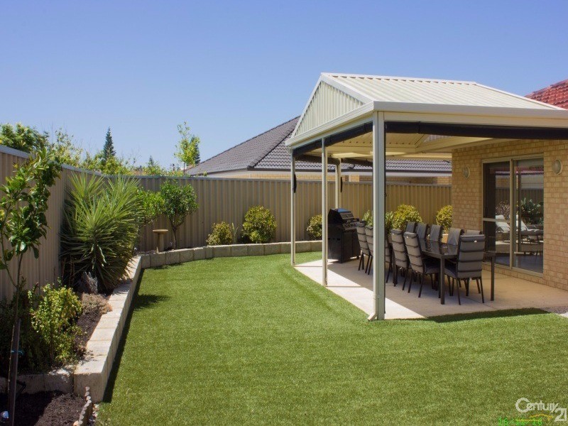 10 Montmartre Green, Port Kennedy WA 6172