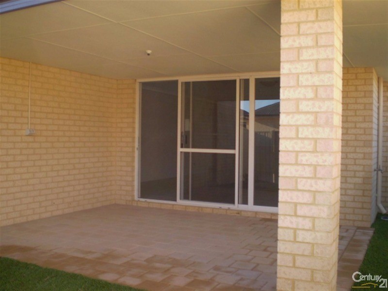 44 Clarkshill Road, Secret Harbour WA 6173