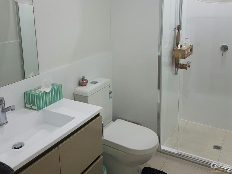 8/82 Lewington Street, Rockingham WA 6168