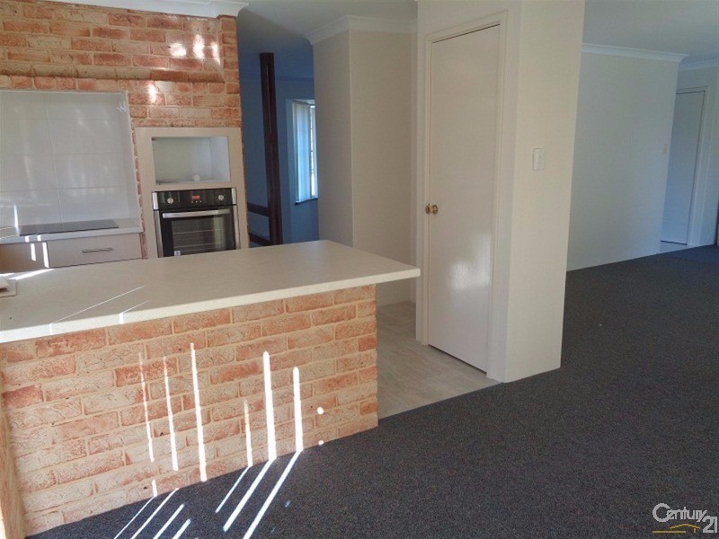 34 Dress Circle, Warnbro WA 6169