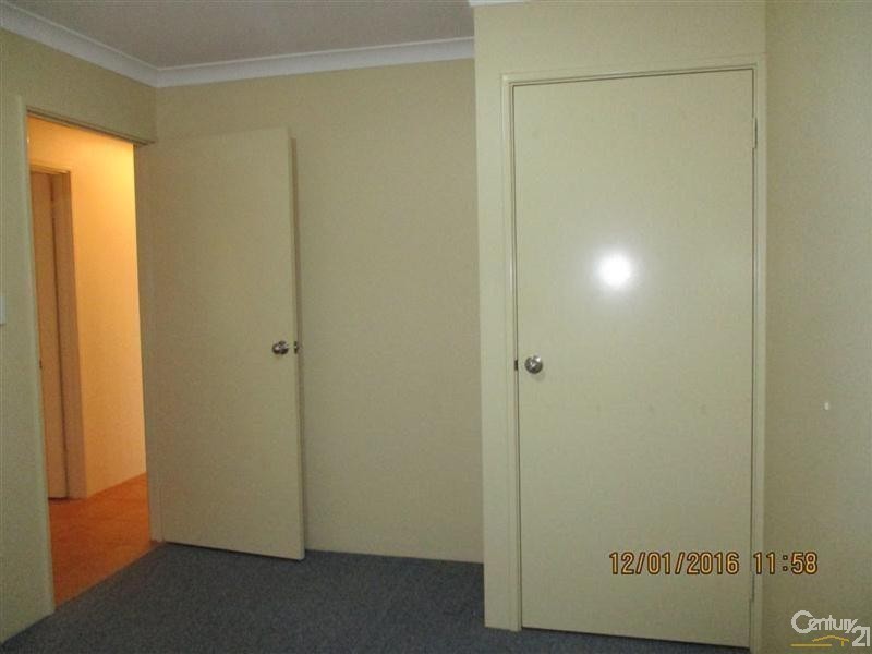 102 Hawker Street, Shoalwater WA 6169