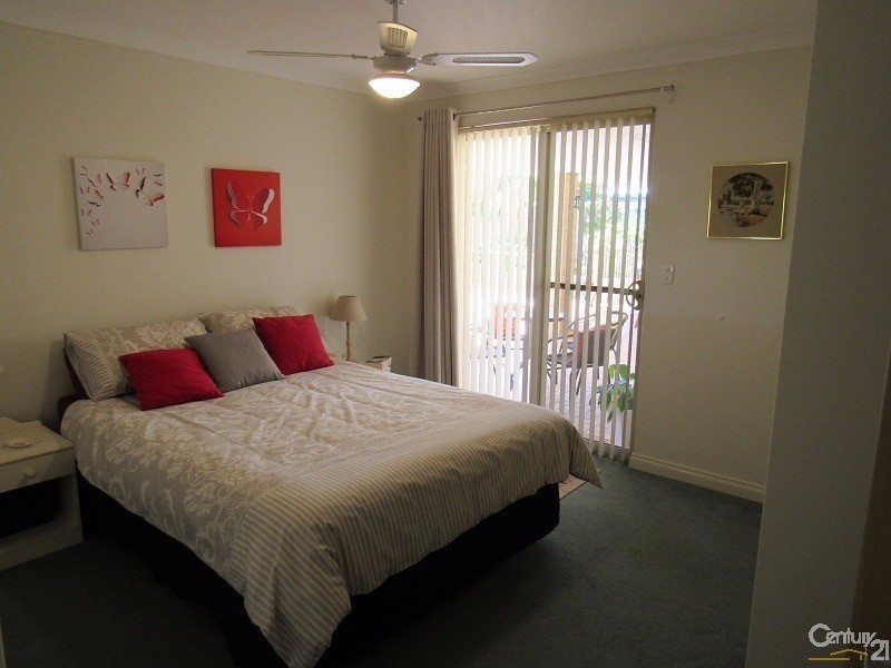 14 Bayeux Avenue, Port Kennedy WA 6172