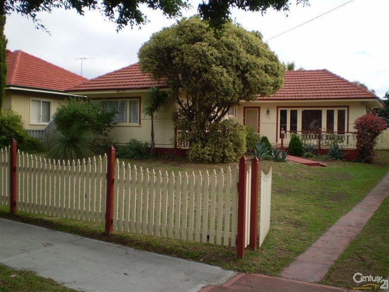 28 Lewington Street, Rockingham WA 6168