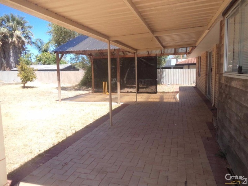 29 Studzor Street, Warnbro WA 6169