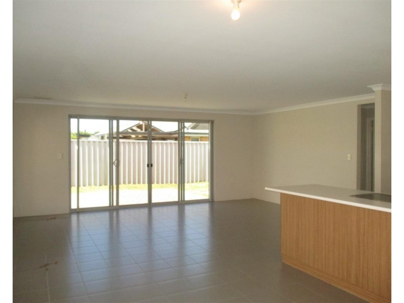 9 Celtic Crescent, Shoalwater WA 6169