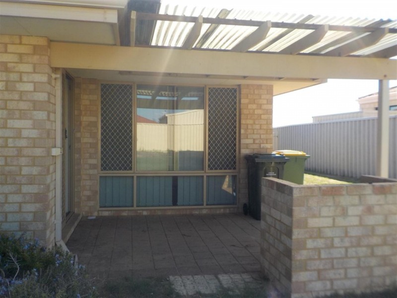 18 Morfontaine Parade, Port Kennedy WA 6172