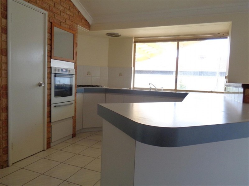 24 Welch Way, Warnbro WA 6169