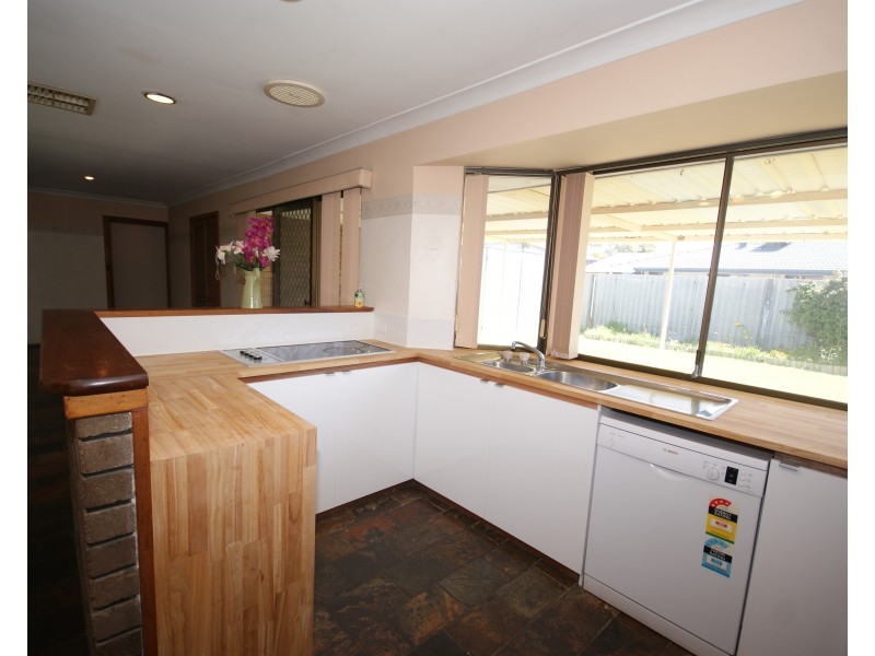 17 Concordia Way, Rockingham WA 6168