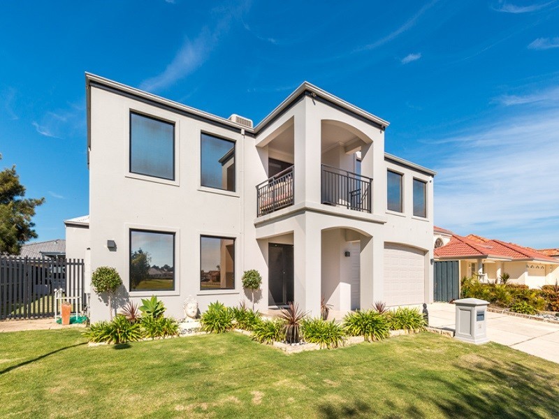 14 Lyttleton Street, Rockingham WA 6168
