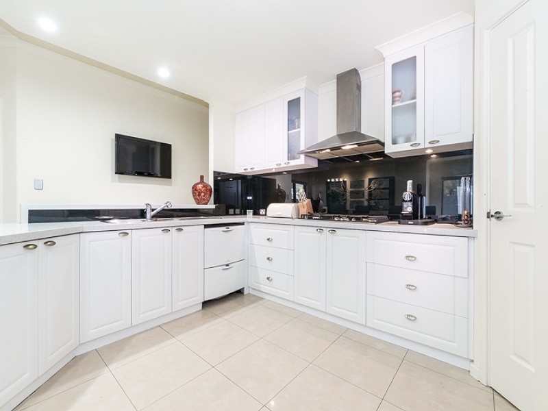 14 Lyttleton Street, Rockingham WA 6168