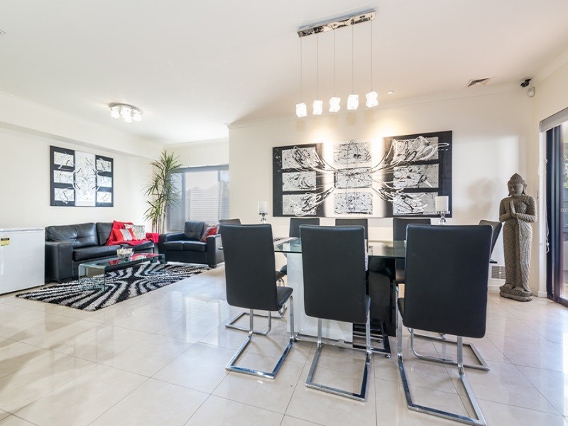 14 Lyttleton Street, Rockingham WA 6168